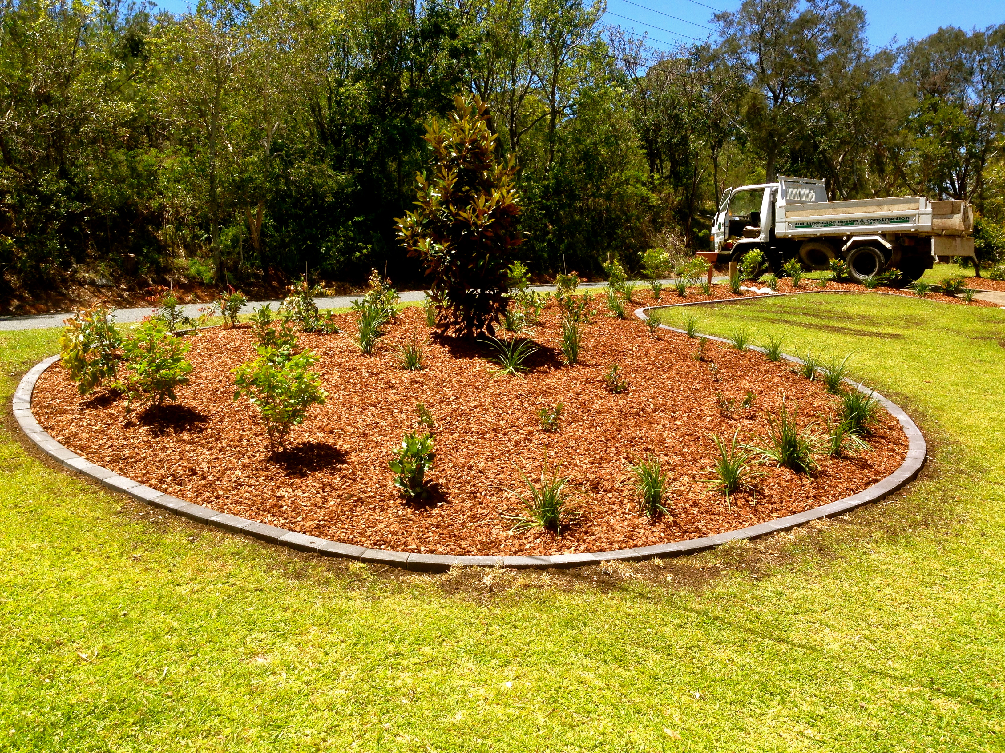 Sawtell Front Yard Garden