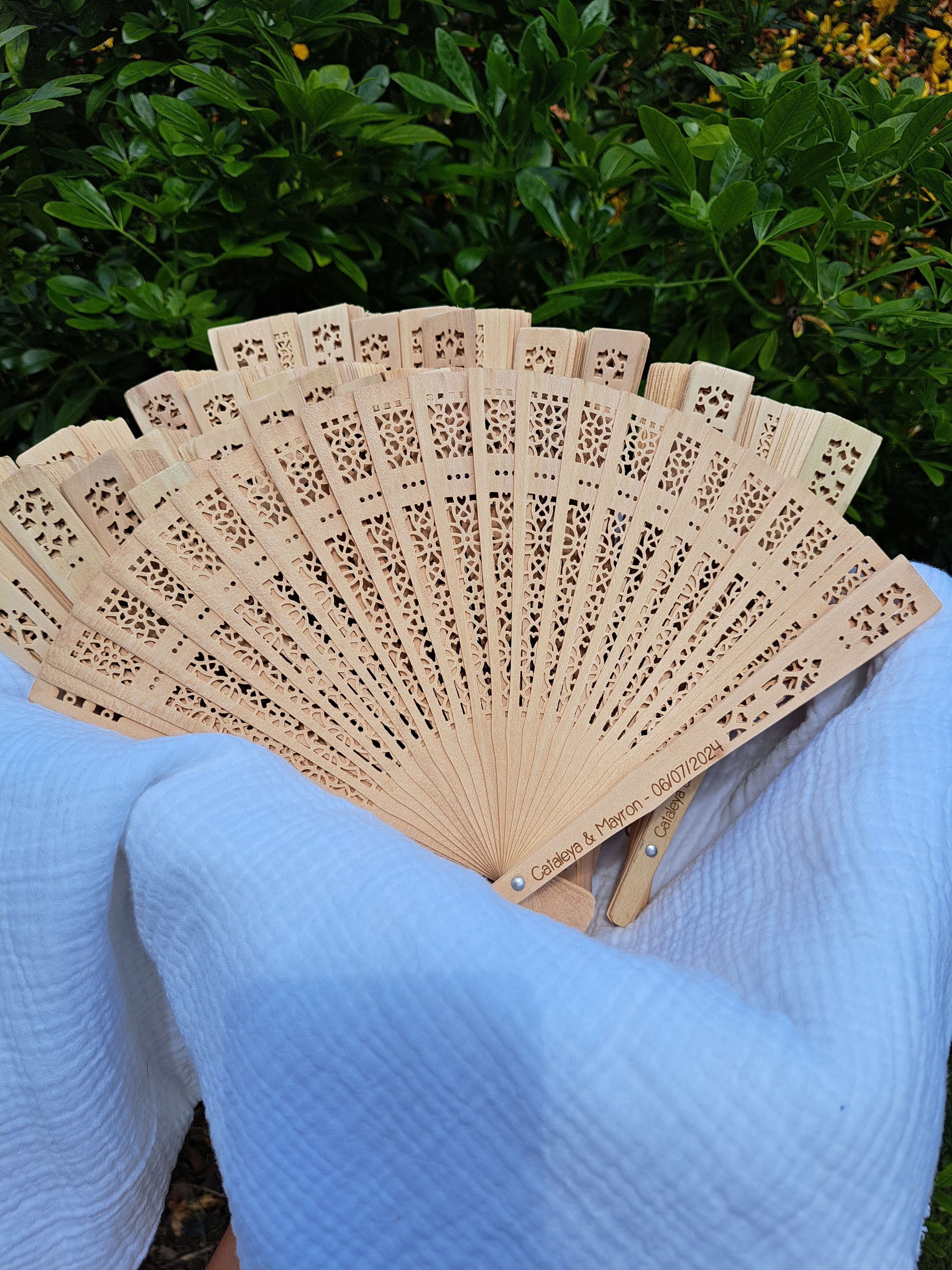 Cadeau invité - éventail personnalisé élégant