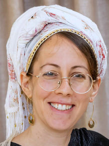 אפרת בבקוף - מטפלת טיפול מחובר