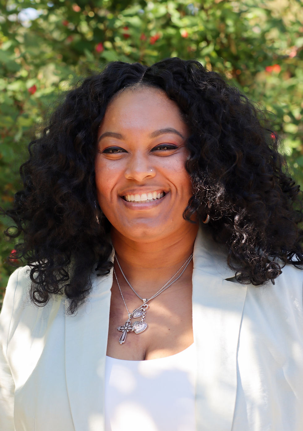 TIARA WHITE_edited.jpg