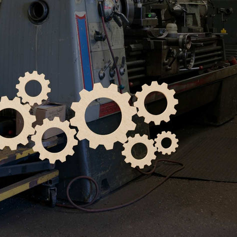 Visual representation of workflow optimization in a machine shop
