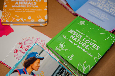 Jesus Loves: Christian Bilingual Books for Toddlers Set