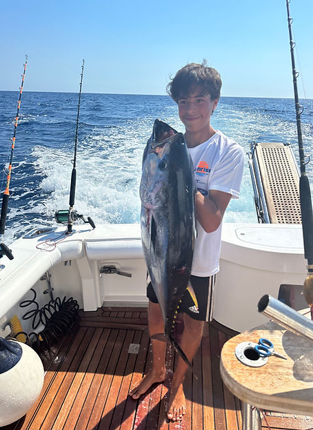 Kid friendly fishing charter fresh tuna