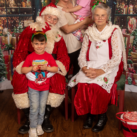 Making Waxahachie a Hallmark Christmas Town