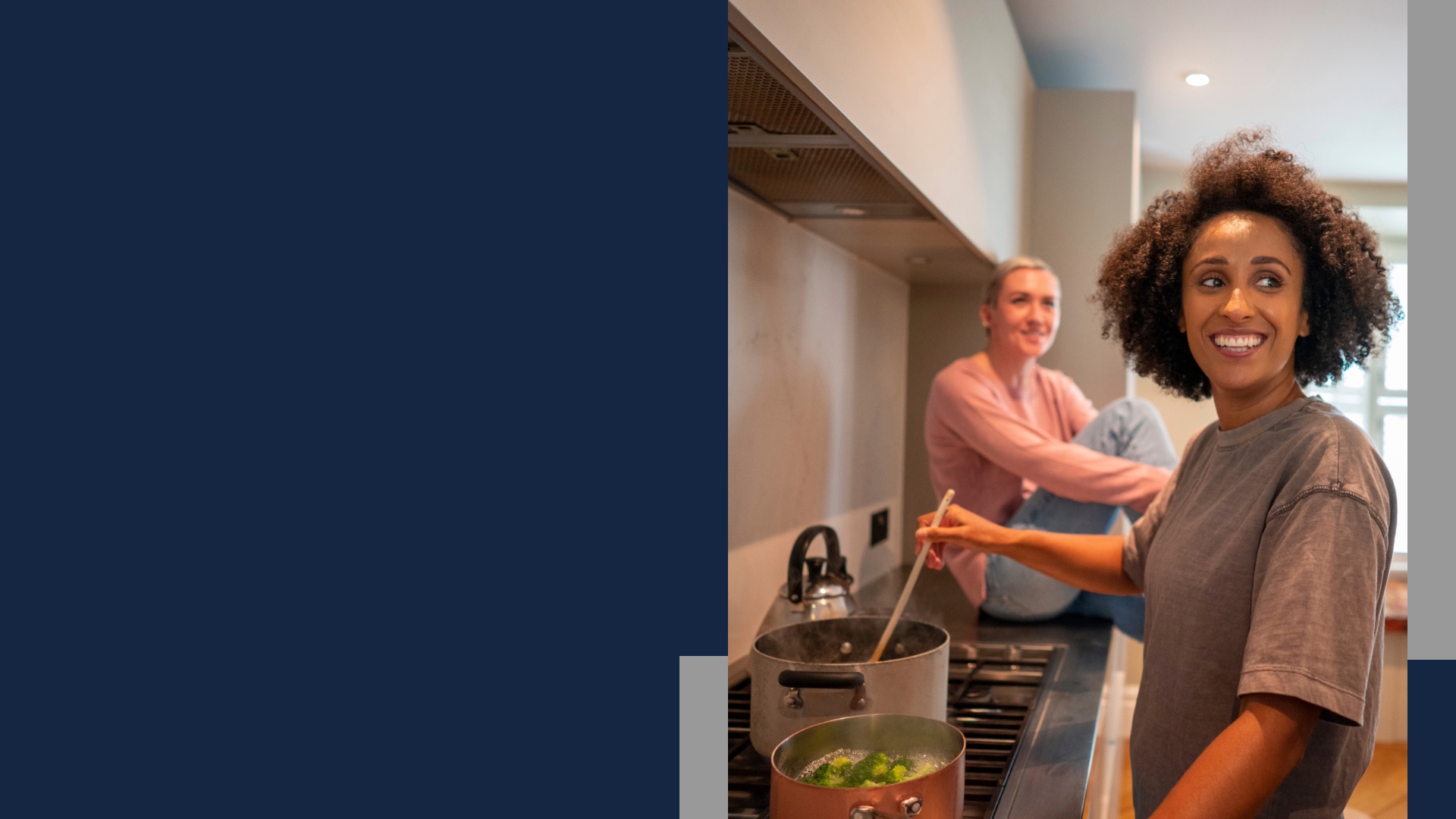 Familia puertorriqueña en Cidra feliz tras la Reparación de Estufas Gas