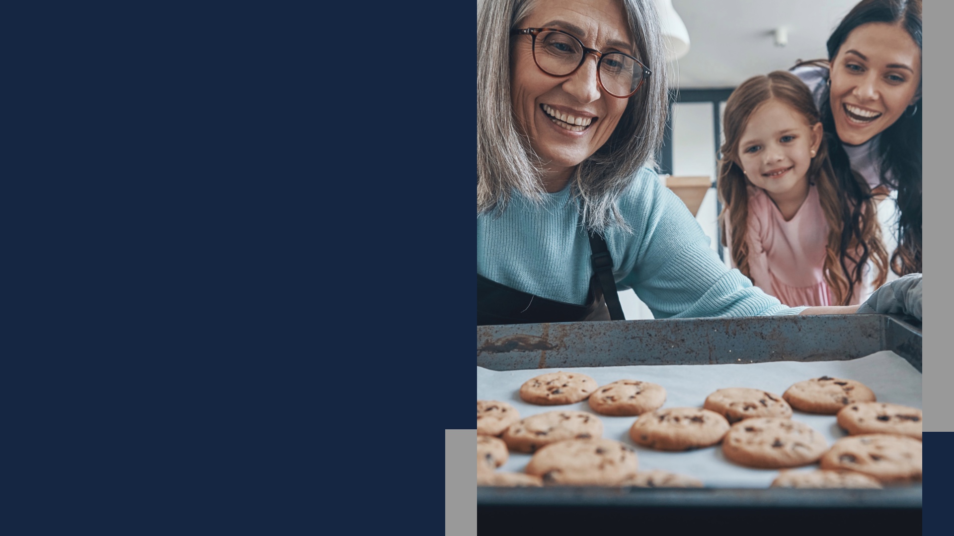 Familia puertorriqueña en Santurce feliz tras la Reparación de Hornos