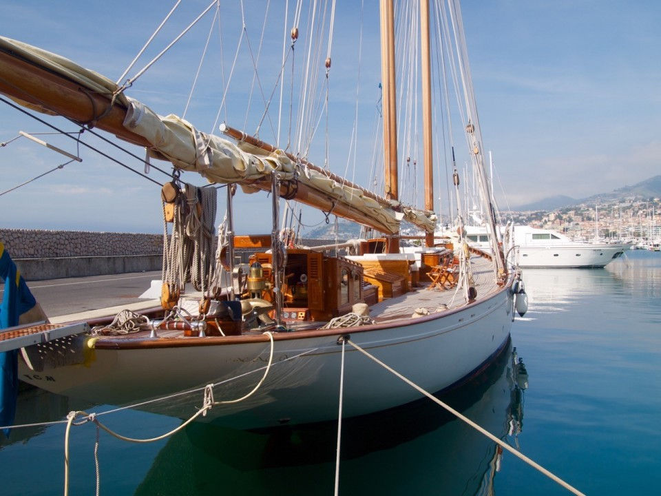 WINDRIFT CLASSIC REGATTA CHARTER