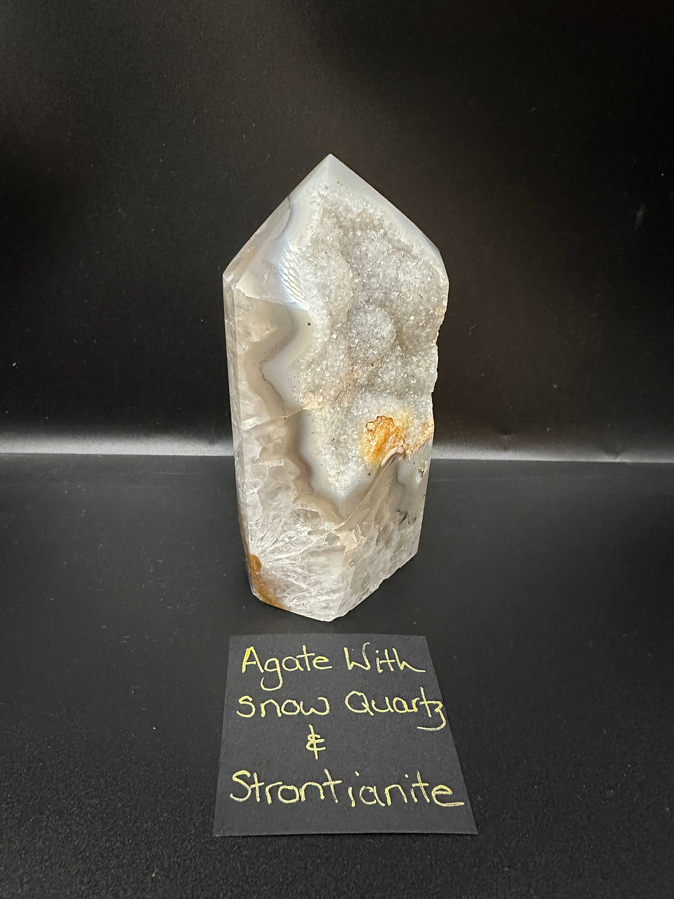 Thumbnail: Agate with Snow Quartz & Strontianite