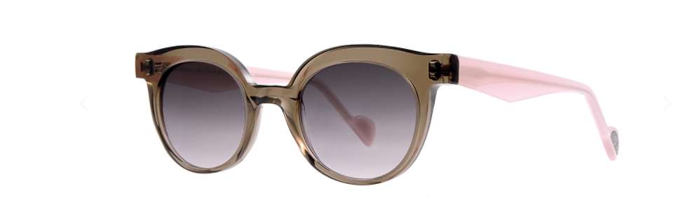 Anne & Valentin-Sacha-braun rose