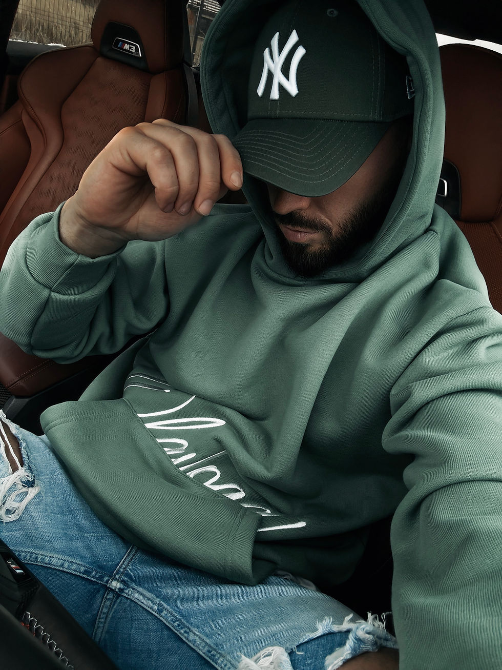 Ola Voga męska bluza z kapturem GROUND 2026 z aplikacją i kieszenią kangurka