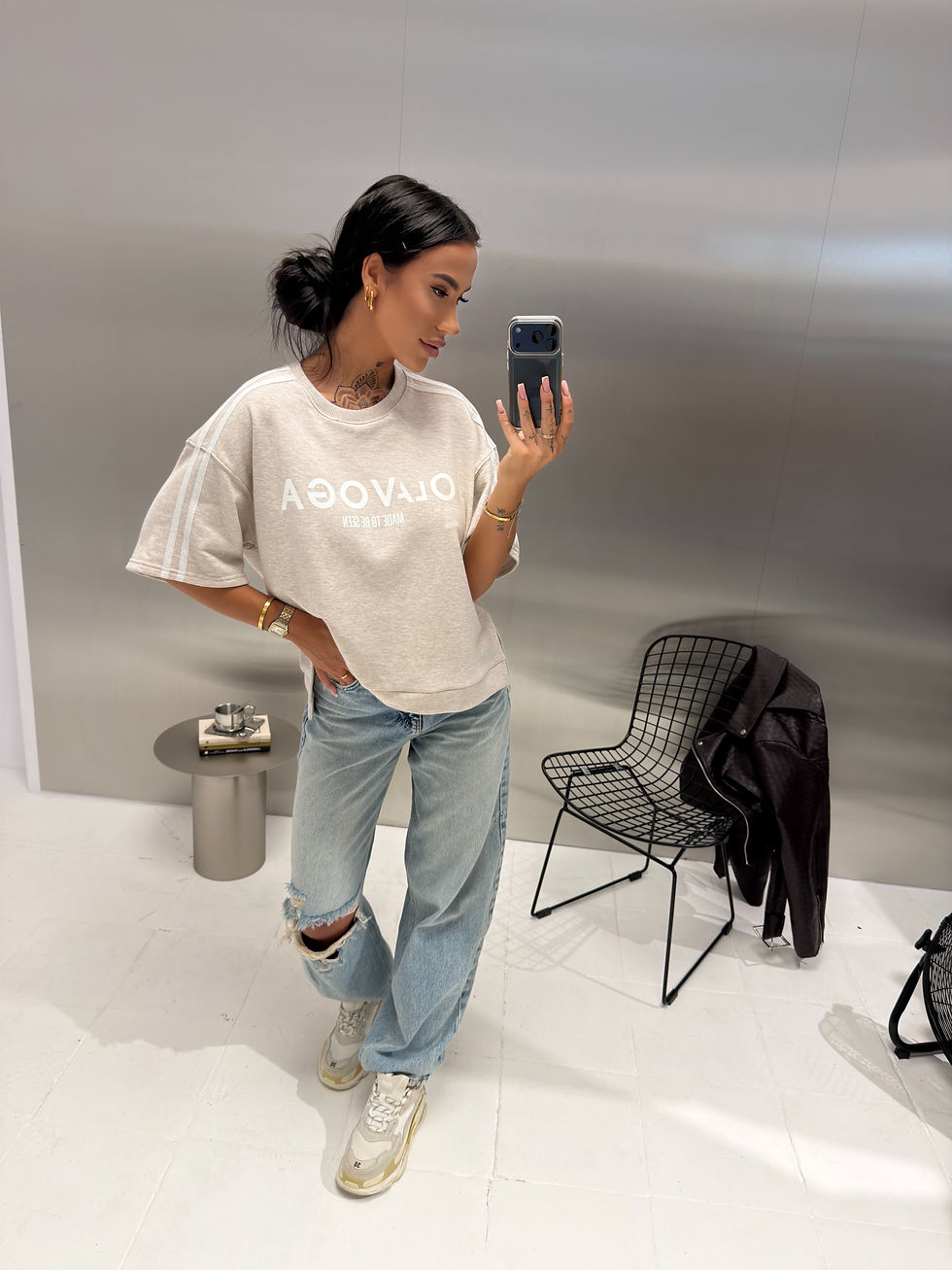 Miniatura: T-shirt damski oversize O’LA VOGA KALMA 2026 z lampasami i dużym logo
