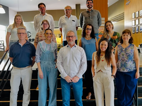 29 Turma do Curso de Endodontia AORP