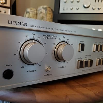 Thumbnail: Luxman C-300