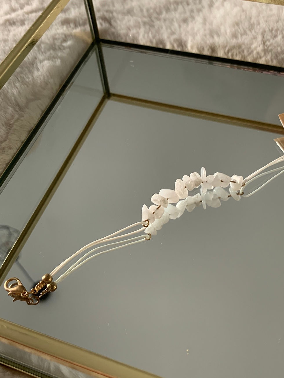 Thumbnail: White stone bracelet