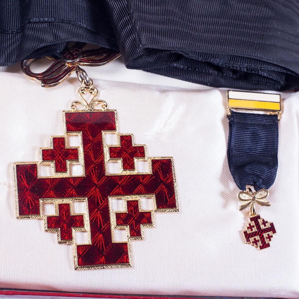 Thumbnail: Order of the Holy Sepulchre, Cased (Dame Commander)