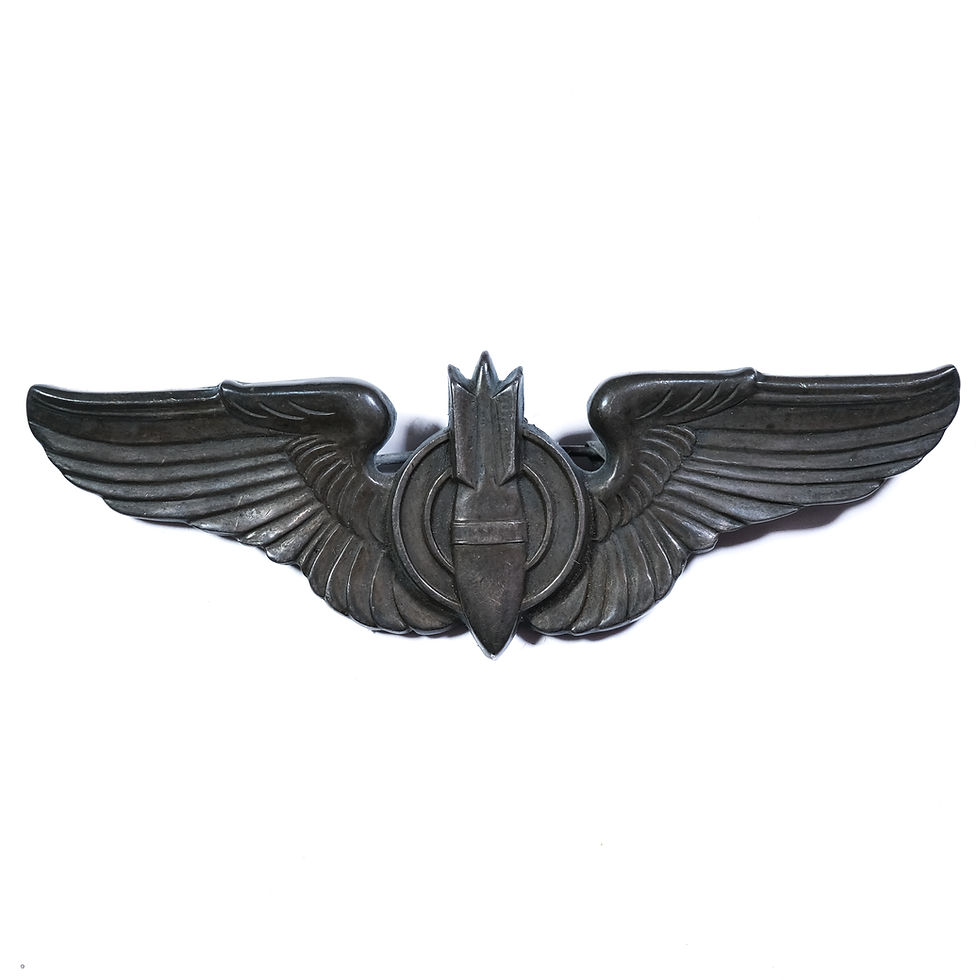 Thumbnail: WWII US Air Medal / Bombardier Grouping