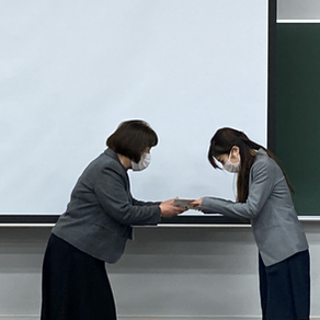 潤井みやさんが大学から顕彰を受けました!!