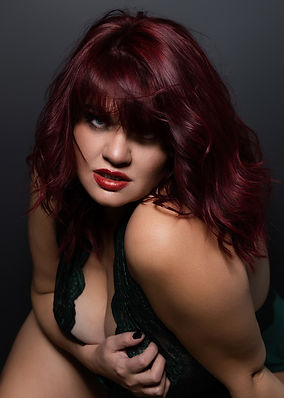 Ashley-Black-Photography_luxury-portrait-experience-for-women.jpg