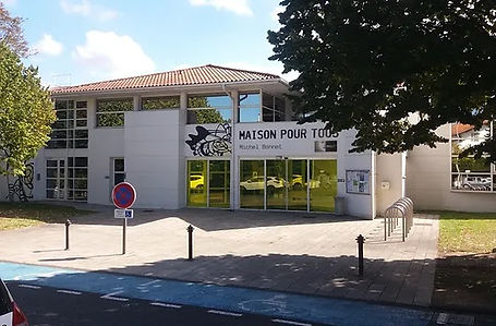 maison pour tous.jpeg