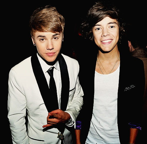 Harry-Justin-3-justin-bieber-29291309-500-492.jpg
