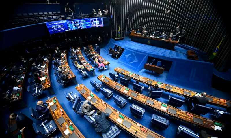 Proposta reduz jornada semanal de 44 para 40 horas, garante dois dias de descanso e mantém salários; mudança pode atingir quase 40 milhões de trabalhadores