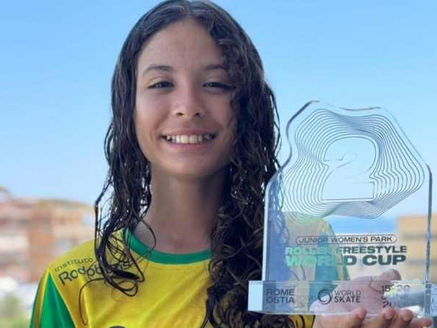 Joana Caroline Tavares Melo