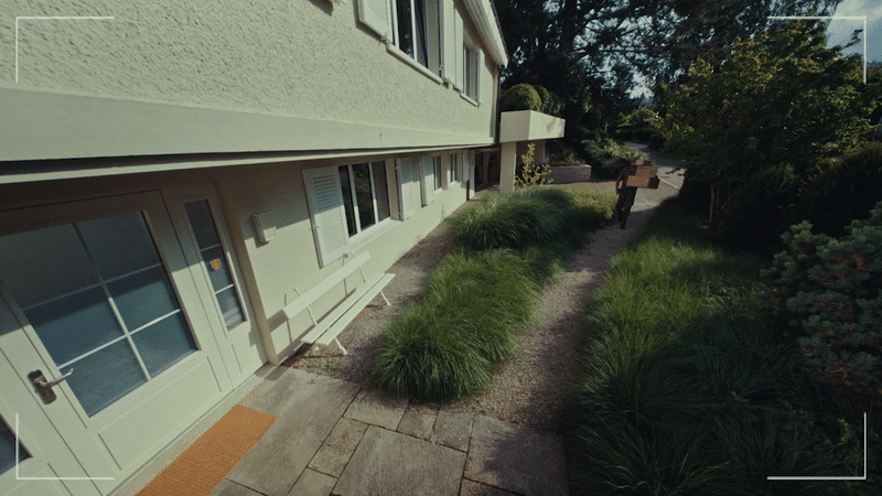 250825_Sunrise_HomeSecurity_Postbote_16s_-2dB_1920x1080_DE-ezgif.com-optimize.gif