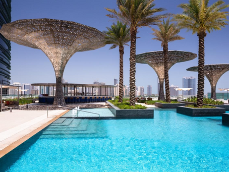 A daytime pool party, right here in Abu Dhabi