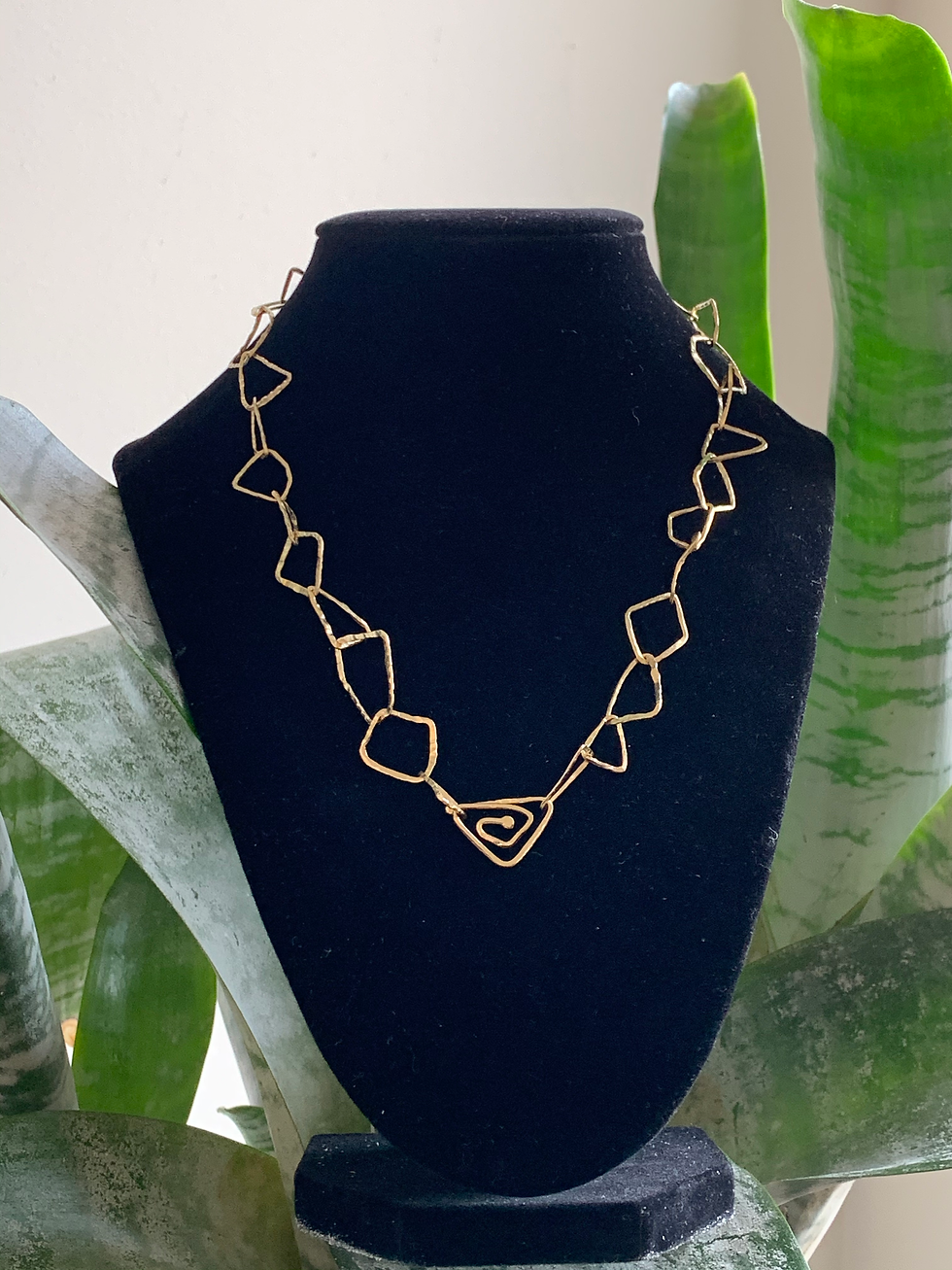 Thumbnail: UNIVERSAL   :   CHAIN