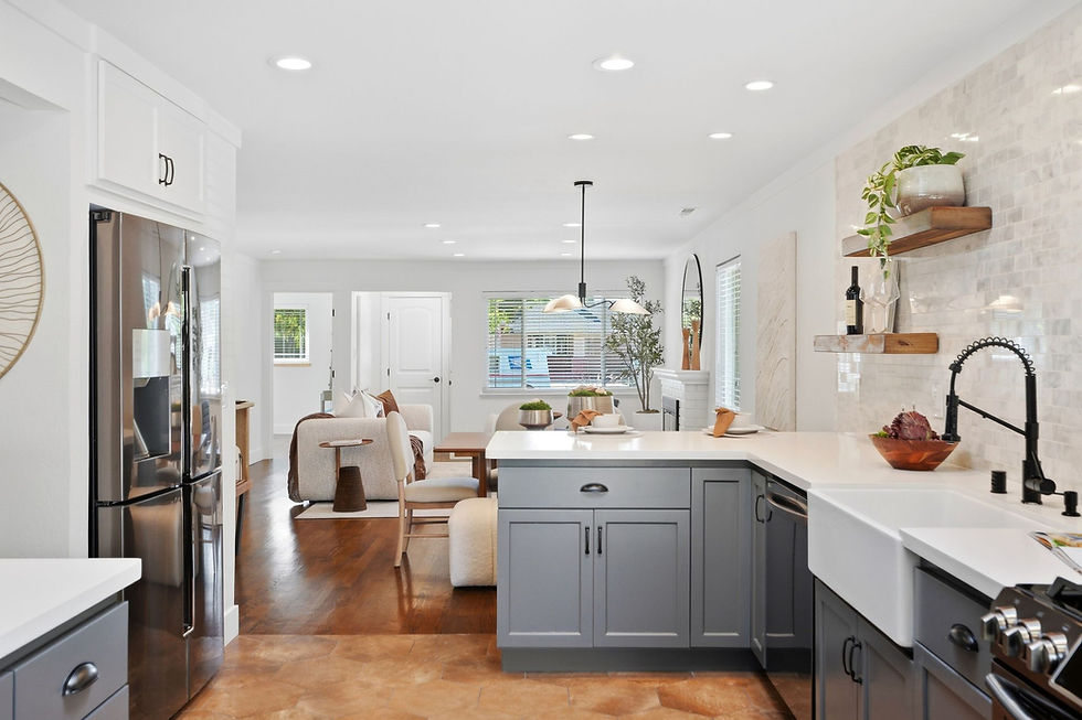 1461 Revere Ave-13.jpg