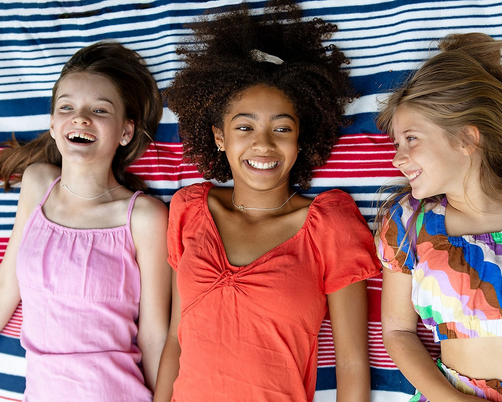 three tween girls