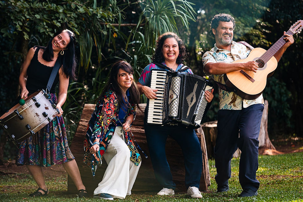 Josyara se junta ao Xique Xique em homenagem a Cátia de França no Paiol Musical