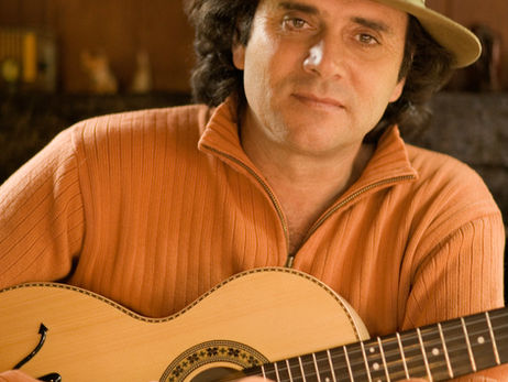 Almir Sater e banda se apresentam no Guairão nesta sexta, 11 de maio