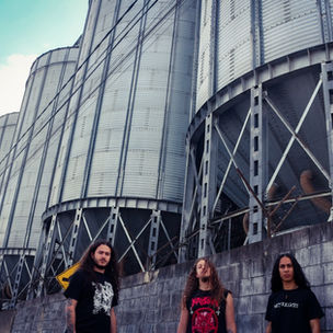 Atrocitus, banda de trash metal com DNA paranaense, se apresenta dia 11 de julho na capital
