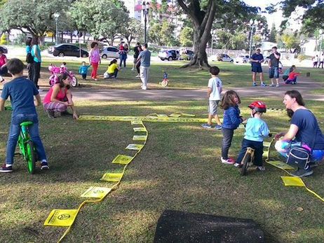 Festival tem espetáculo circense e oficina de jardinagem para crianças