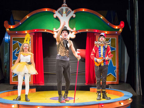 Magia do circo inspira espetáculo que retoma temporada da Companhia dos Palhaços