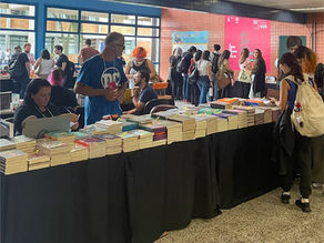 Lombada: Curitiba recebe festival literário com programação gratuita e feira de livros