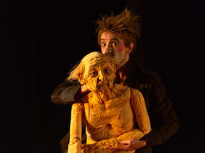 teatro ave lola curitiba