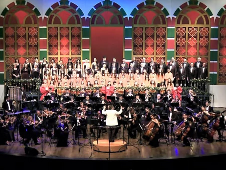 Clima natalino toma conta do Guairão em grande estilo