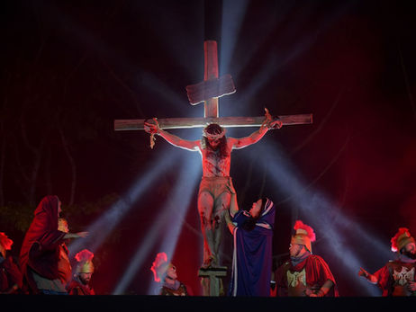 Grupo Lanteri apresenta Paixão de Cristo, na Sexta Feira Santa, em Curitiba.