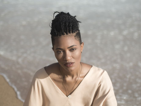 Cantora baiana Luedji Luna abre programação 2019 do Projeto Brasis, no Teatro Paiol com sessão extra