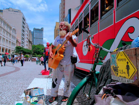 Segunda edição do Festival Plá celebra arte de rua de Curitiba