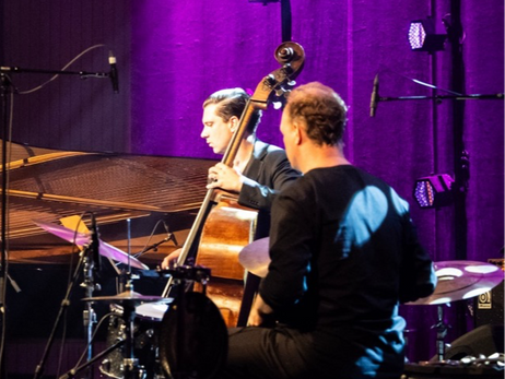 Rembrandt Trio e Pepe Rivero apresentam projeto conjunto em Curitiba, no dia 27 de setembro