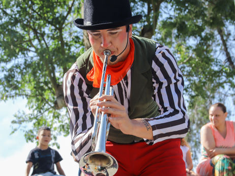 Espetáculo Circrônicos é atração no dia 28 de novembro, no Espaço Fantástico das Artes