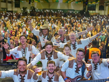 Oktober Curitiba 2025 terá, pela primeira vez, dois finais de semana de festa e alegria