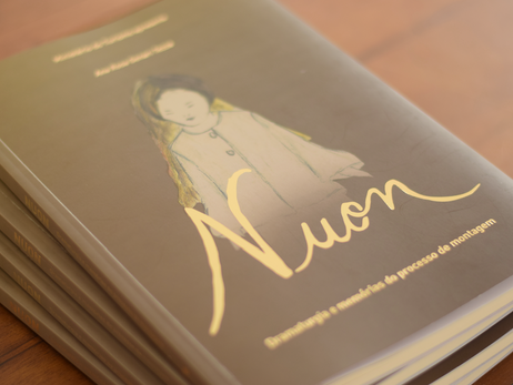 Ana Rosa Tezza lança audiobook sobre sobre processo de montagem da peça "Nuon"