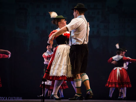 A alegria da cultura germânica nas danças do Original Einigkeit Tanzgruppe