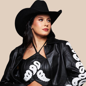 Ana Castela apresenta show inédito no Teatro Positivo