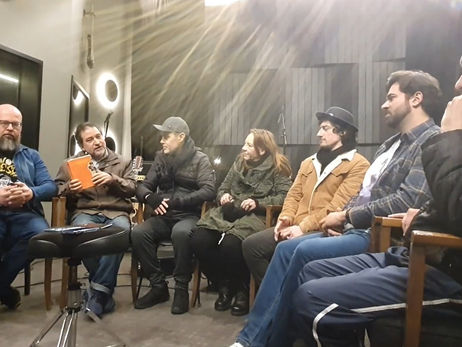 Pesquisadores fundam associação para assumir o acervo da Fonoteca da Música Paranaense