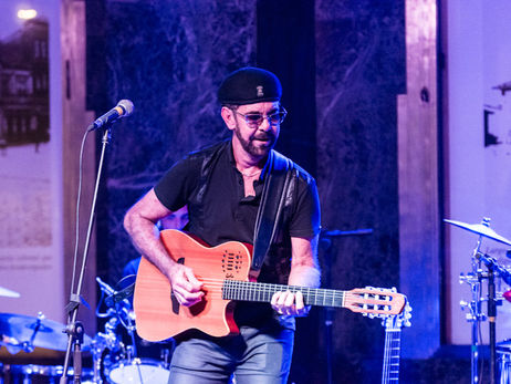 De 18 a 20 de agosto, tem Nando Cordel no palco da Caixa Cultural